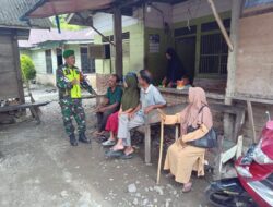 Dekat dengan Rakyat, Babinsa Tangse Perkuat Silaturahmi Lewat Komsos di Gampong Pulo Mesjid