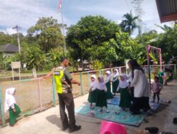 Dukung Dunia Pendidikan, Babinsa Koramil Tangse Kunjungi TK Alfatihah