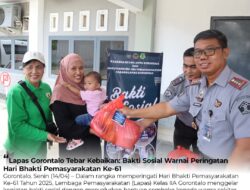 Gerakan Bhakti Sosial LAPAS Gorontalo serahkan Bansos kepada masyarakat sekitar Lapas