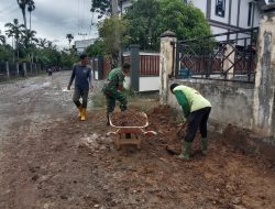Babinsa Koramil 15/Tiro Gelar Gotong-Royong Bersama Warga Desa Meunasah Panah