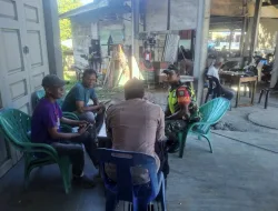 Perkuat Komsos, Babinsa dan Bhabinkamtibmas Ajak Warga Desa Beureuleung Tingkatkan Keamanan Lingkungan