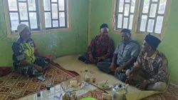 Babinsa Geumpang Komsos Bersama KBT, Perkuat Silaturahmi dan Kebersamaan