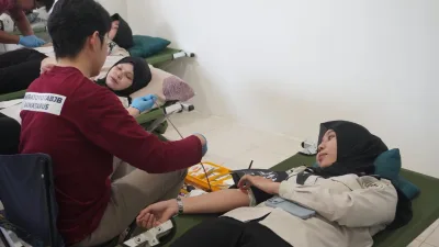 Semarak HBP Ke-62, Lapas Banjarbaru Gelar Donor Darah dan Pemeriksaan Kesehatan Gratis bagi Pegawai dan Masyarakat