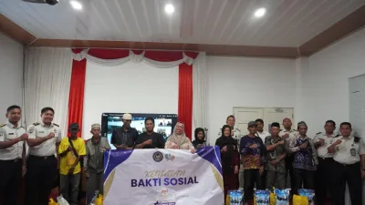 Peringati HBP ke-62, Lapas Banjarbaru Salurkan Bantuan Sosial dan Usaha Kepada Masyarakat