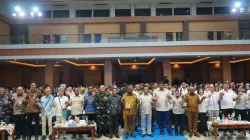 Danrem 181/PVT Sambut Kedatangan Menteri Dalam Negeri di Sorong