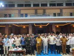 Danrem 181/PVT Sambut Kedatangan Menteri Dalam Negeri di Sorong