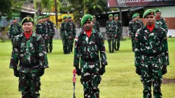 LETKOL CZI DILI EKO SETYAWAN PIMPIN UPACARA BENDERA, TEGUHKAN NASIONALISME DAN DISIPLIN PRAJURIT