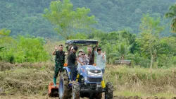 Dandim 1405/Parepare Hadiri Penanaman Jagung Hibrida JJUH 01 di Kabupaten Barru