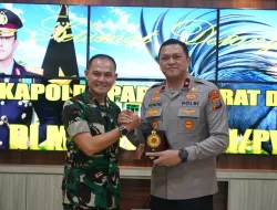 DANREM 181/PVT TERIMA AUDENSI KAPOLDA PAPUA BARAT DAYA, PERKUAT SINERGI DAN SOLIDITAS TNI-POLRI