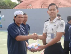 Rutan Pelaihari Bagikan Peralatan Mandi kepada Warga Binaan