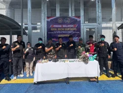 Komitmen Berantas Halinar, Lapas Banjarbaru Gelar Razia dan Tes Urine Bersama APH