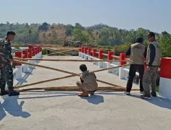Jaga Jembatan Baru, Koramil 1404-01/Suppa Libatkan Linmas Cegah Kendaraan Berat Melintas