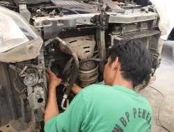 Mengasah Keahlian di Balik Kap Mesin, Bimker Rutan Pelaihari Terus Kembangkan Keterampilan Otomotif Warga Binaan