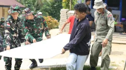 Material Rehab Rumah Cristina Sudah Tersedia, Satgas TMMD Kodim Tarakan Lanjutkan Pengerjaan