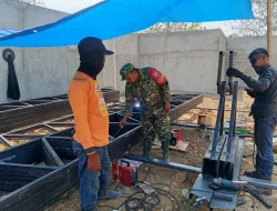 Dorong Kemandirian Ekonomi Desa, Babinsa Galung Koptu Ikbal Pantau Langsung Pembangunan Koperasi Merah Putih