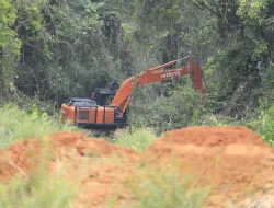 Dari Tanjung Batu ke Pantai Amal, Jalan TMMD ke-130 Pangkas Jarak Menuju Pendidikan