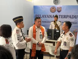 RESMIKAN PTSP, DIREKTUR PELAYANAN TAHANAN DAN ANAK BERIKAN APRESIASI KEPADA BAPAS PALU DITENGAH KETERBATASAN TETAPI MASIH BERINOVASI DEMI PELAYANAN PUBLIK YANG LEBIH BAIK
