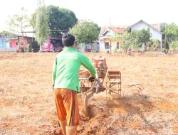 Deru Traktor, Tumbuh Harapan! Rutan Pelaihari Bersiap Tanam Jagung di Kebun SAE