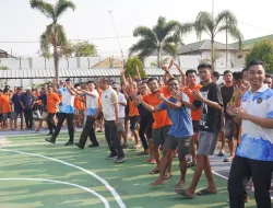 Jum’at Sehat, Lapas Banjarbaru Perkuat Kebugaran Petugas dan Warga Binaan Melalui Senam Bersama
